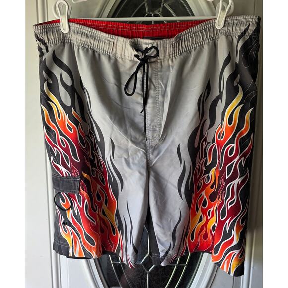 Vtg 2000s Urban Up One Pocket Flames Swim Shorts Size Large - Picture 1 of 5